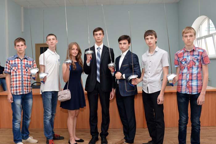 Юные фехтовальщики
