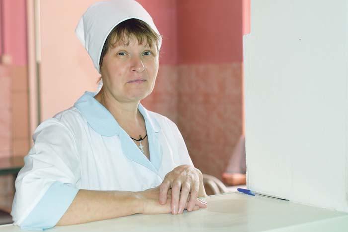 Помощник кухонного работника Е.И. Пушкова также будет награждена в День Арзамасского района