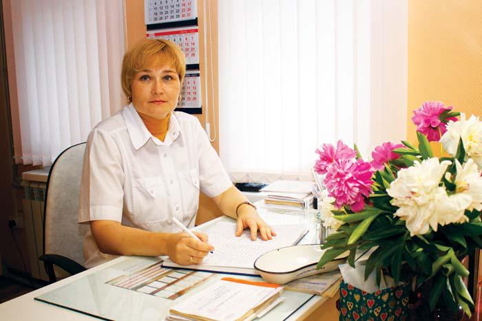 Заведующая Кичанзинским ФАПом фельдшер Ю.Ю. Тюмина