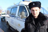 Старший участковый районной полиции Алексей Миронов, обслуживающий административный участок Кирилловской сельской администрации