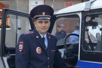 Старший участковый уполномоченный городской полиции Владимир Юрьевич Комисаров